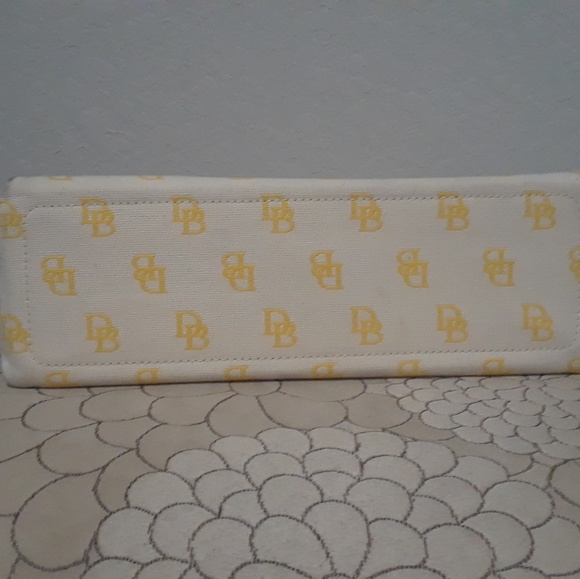 💕HP💕Dooney and Bourke Purse - Picture 3 of 9